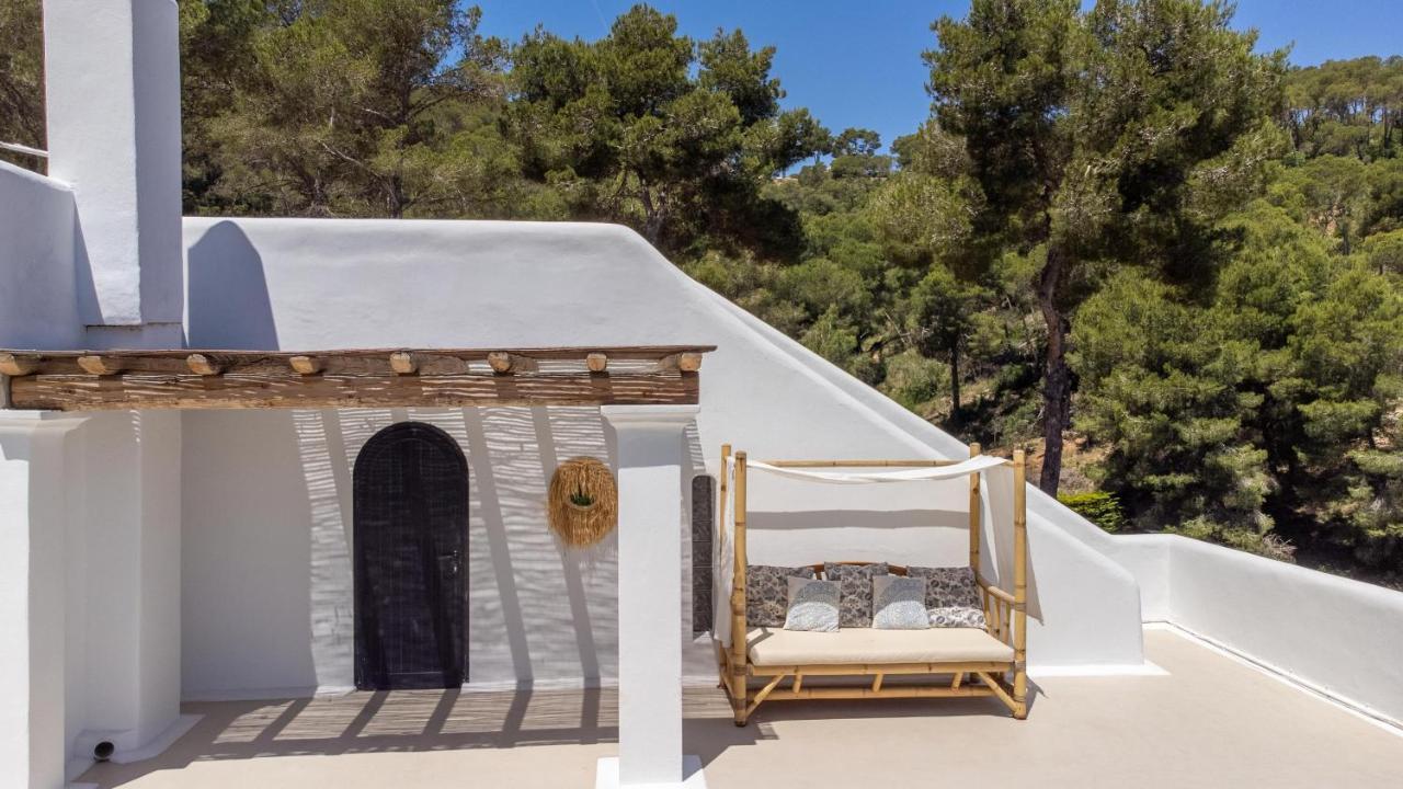 Oasis Villas Complex Cala Llonga  Exterior photo