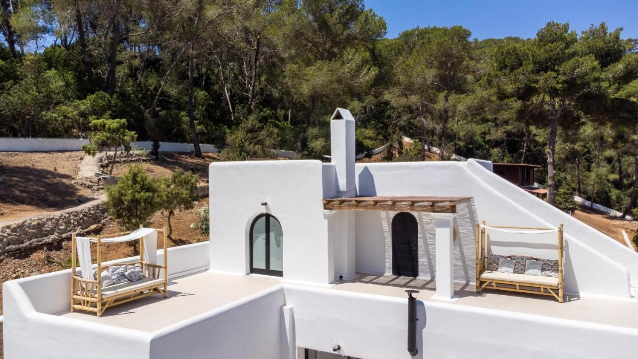 Oasis Villas Complex Cala Llonga  Exterior photo